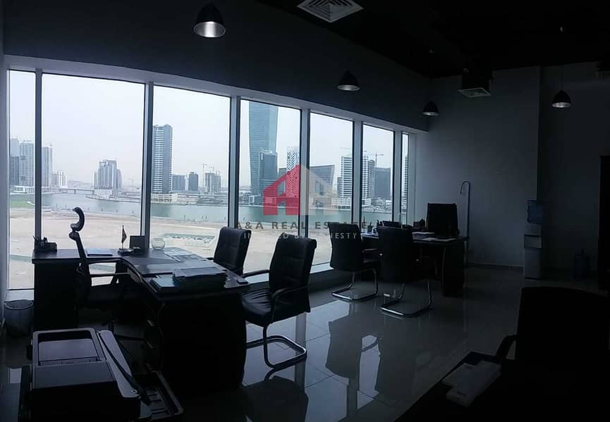 8 Ready To Move / Furnished Office / Canal View