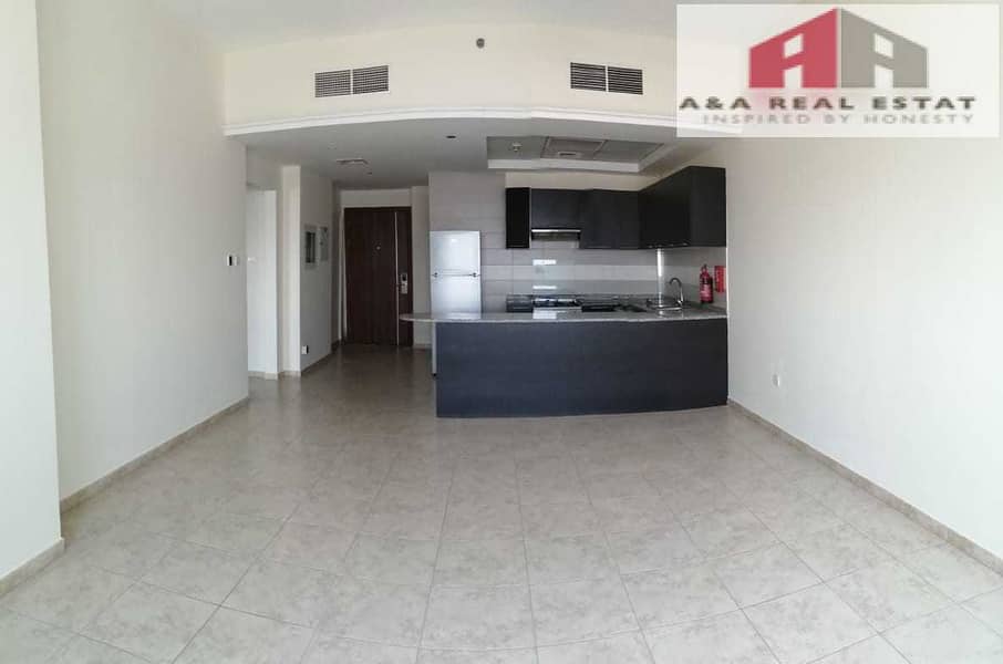 7 Bright 2 bedroom High Floor With Appliances In JVT