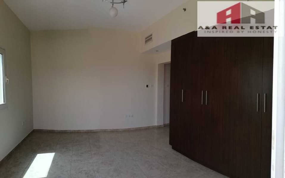 15 Bright 2 bedroom High Floor With Appliances In JVT