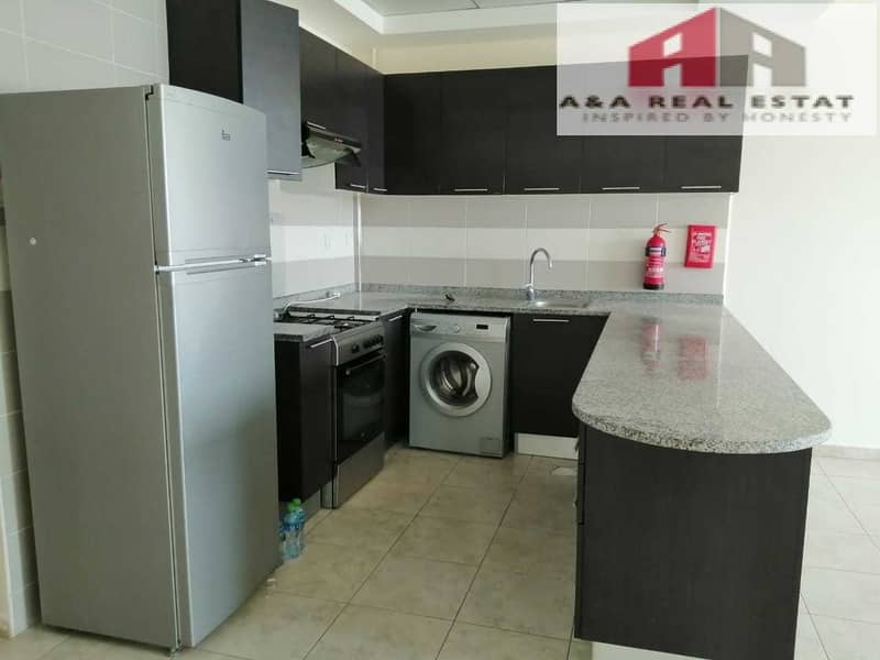 17 Bright 2 bedroom High Floor With Appliances In JVT