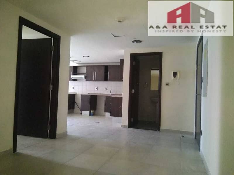 5 Lake view! spacious 1-BHK for sale in Dubai Arch Tower