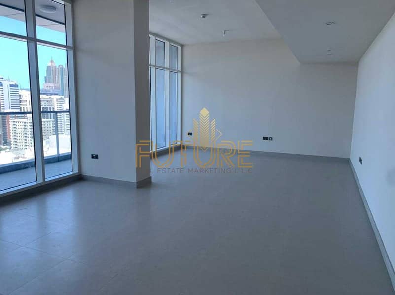 4 Newly 3 Bed Apartment with Maid Room & Balcony