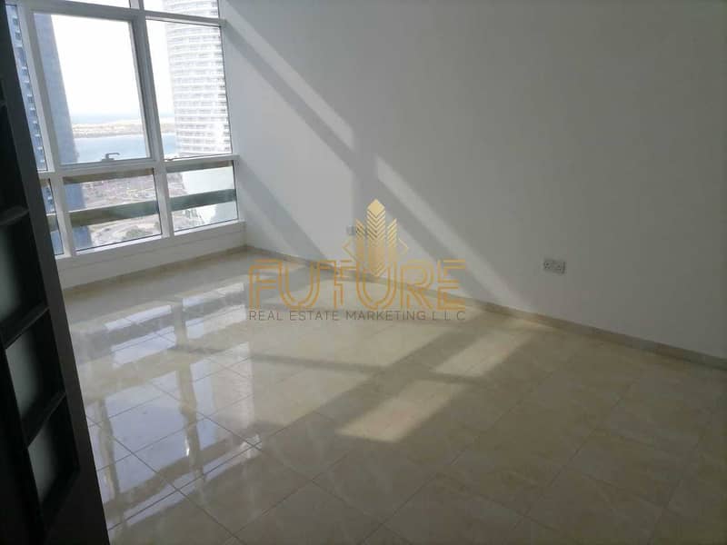 6 Perfect Offer 2BR Flat Located in Corniche Area