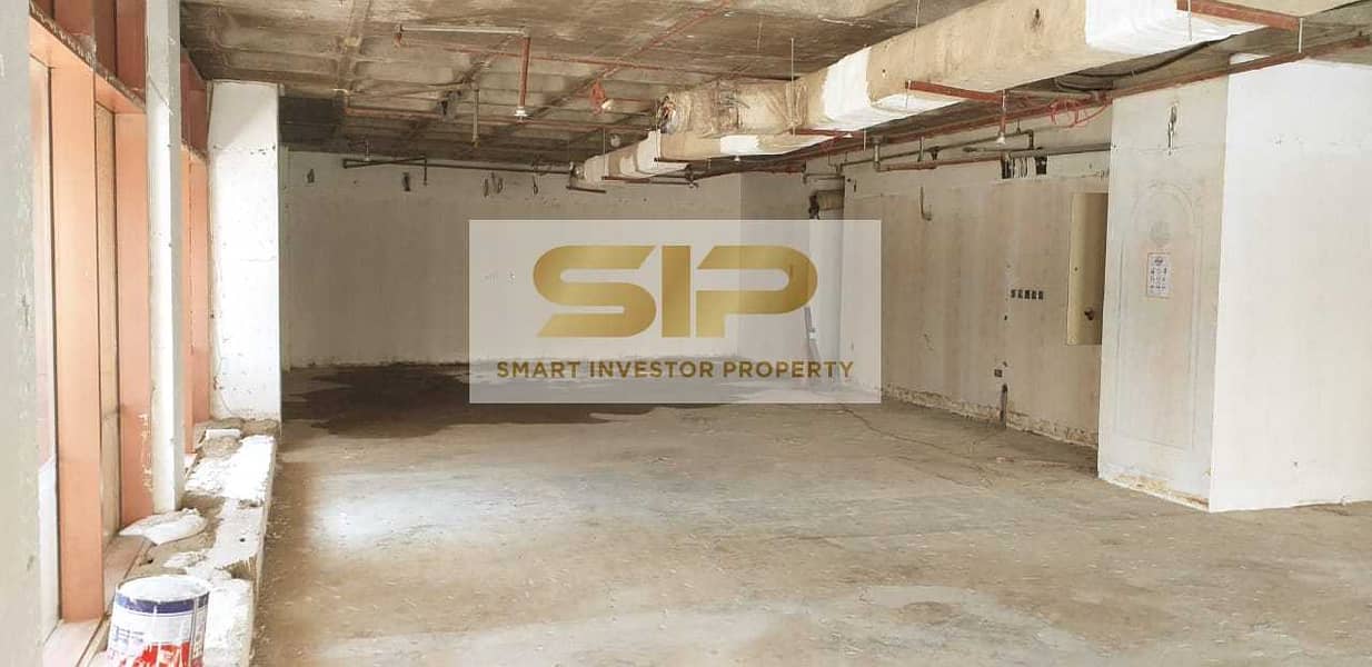 4 SHOP for rent Sheikh Zayed Road Near to Emirates tower metro station