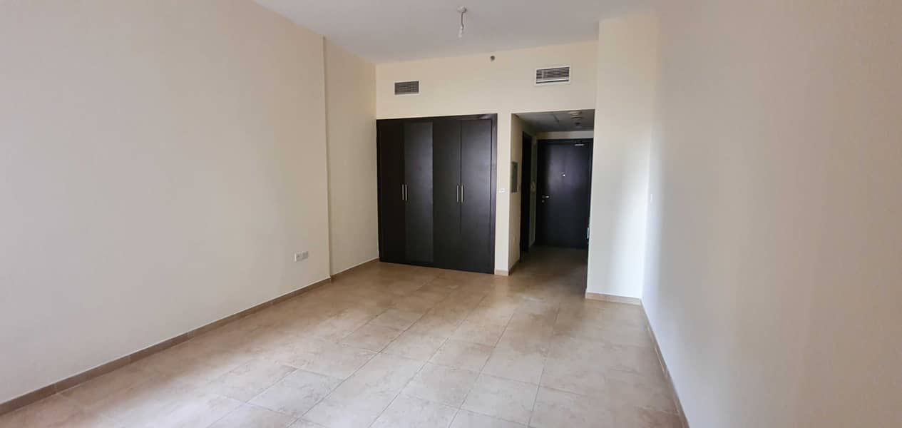 شقة في واحة دبي للسيليكون 22000 درهم - 4673395