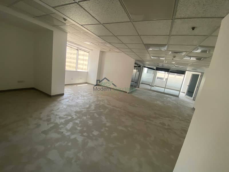 3 NO COMMISSION ! Readily Available | Fitted Partitioned | Low Floor | Pay in 6 Cheques sheikh Zayed road