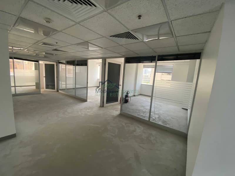 2 NO COMMISSION ! Readily Available | Fitted Partitioned | Low Floor | Pay in 6 Cheques sheikh Zayed road