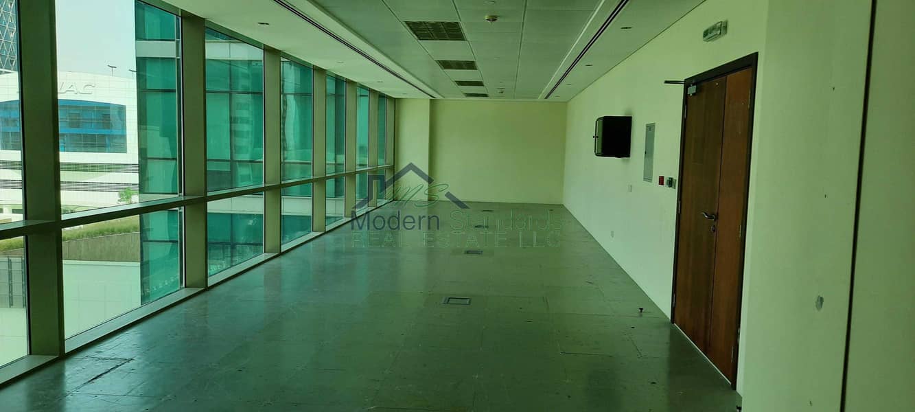 16 Fitted Office | Facing the DIFC Metro | Great Location | Open View