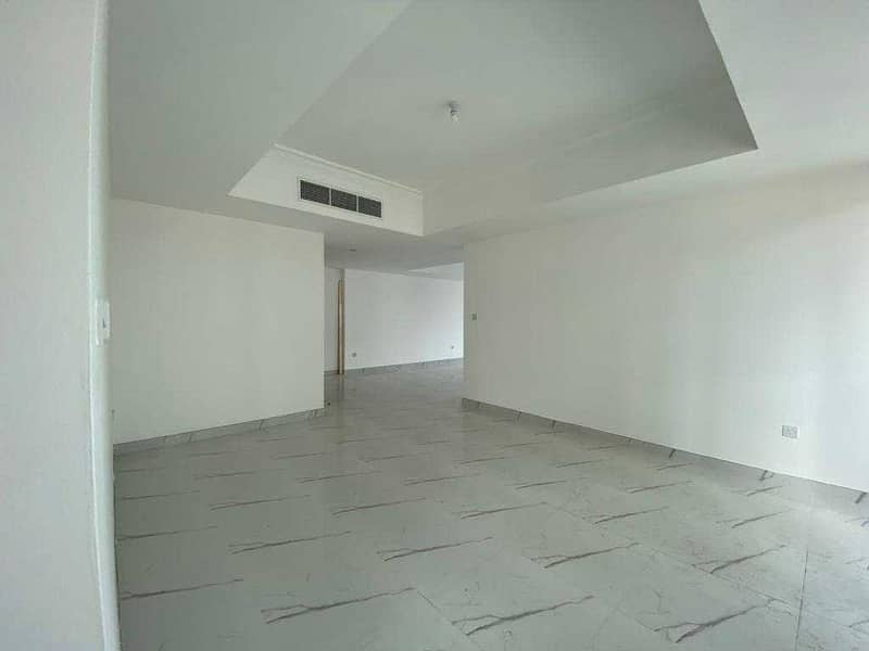 Spacious 4BHK Flat Close to Sheraton Corniche Spacious 4BHK Flat Close to Sheraton Corniche