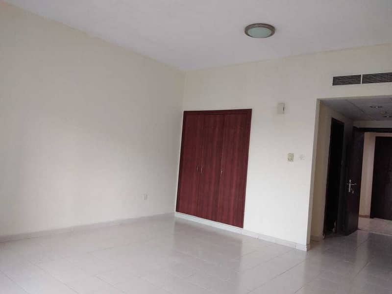 VERY NEAT CLEAN STUDIO WITH BALCONY IN GREECE CLUSTER IN INTERNATIONAL CITY@15000