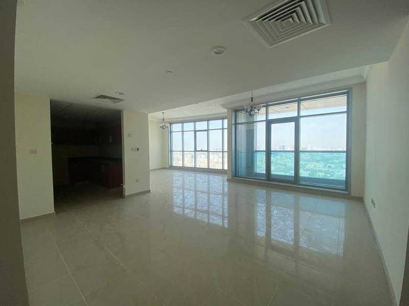 A full panoramic glass apartment in the corniche towers (air conditioner / gas / maintenance) for free
