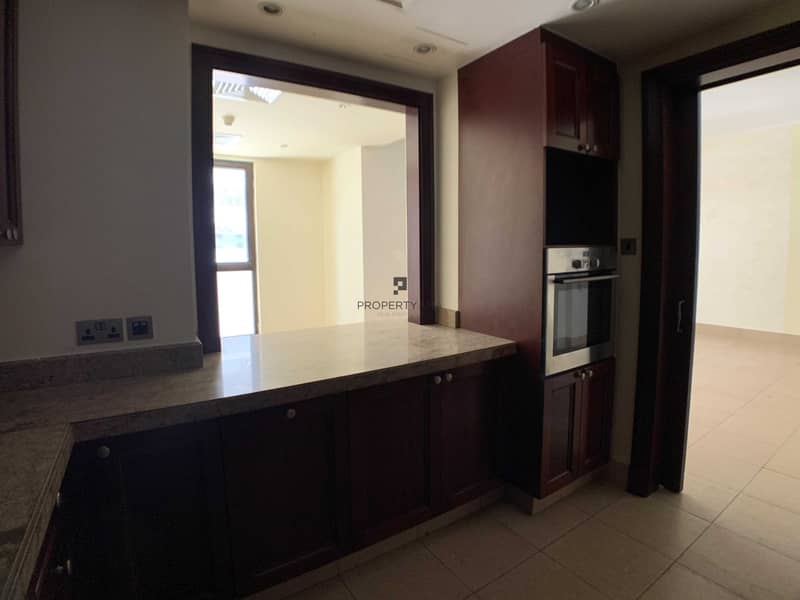 5 2BR unfurnished apartment