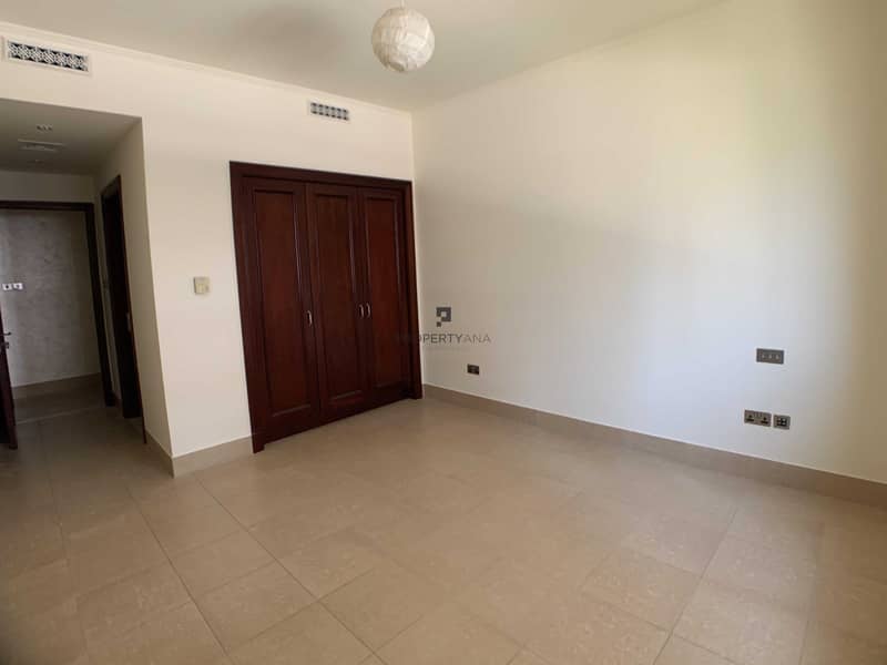 8 2BR unfurnished apartment