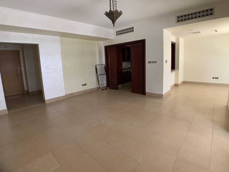 10 2BR unfurnished apartment