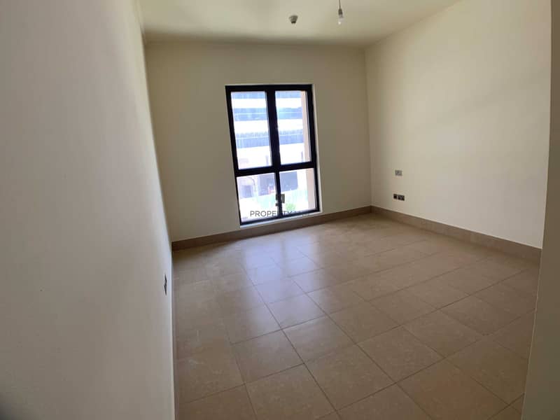11 2BR unfurnished apartment
