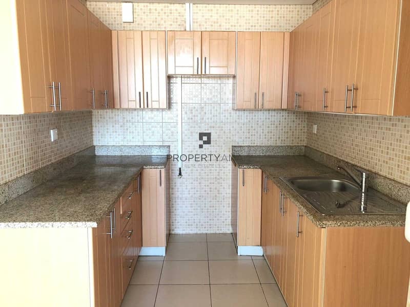 3 Low Price 1 BR Panoramic View | Allocated Parking