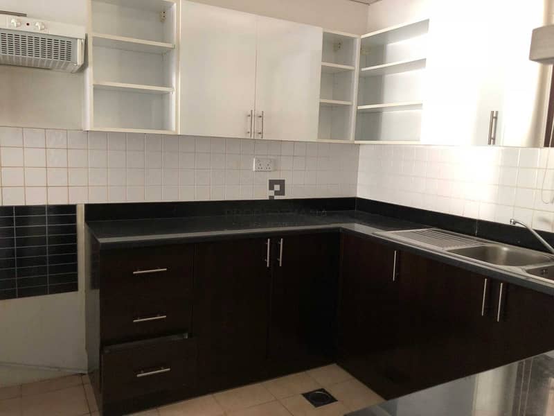 13 4 BR + Maids w 2 Parkings | Great Location
