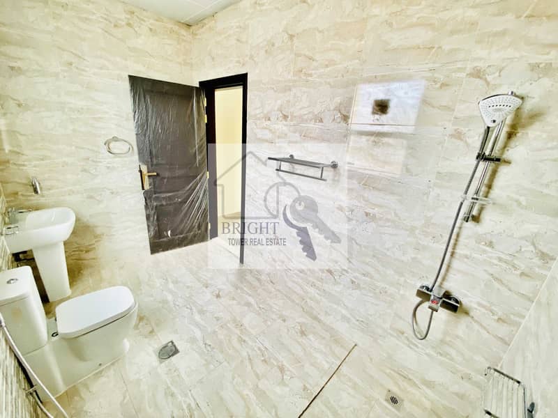 26 Brand New 7 Bedroom Villa In Al Muwaiji