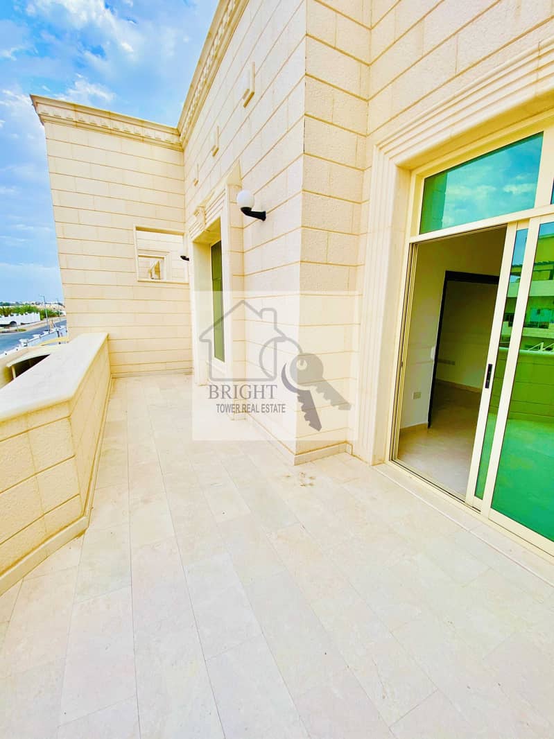 19 Spacious 5 Bedroom Villa in Al Maqam