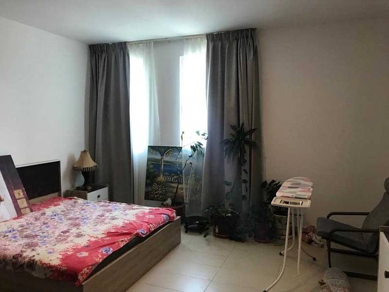 5 large furnished 1 bed room apartment for rent