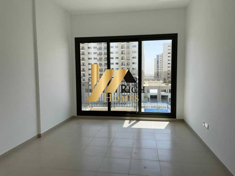 4 Brand New 1 Bedroom Apartment in TownSquare