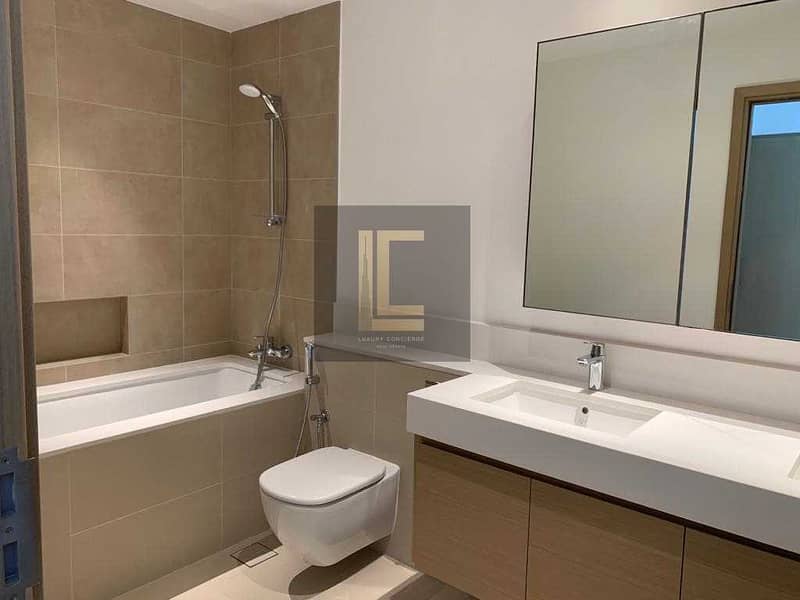 4 Available Now Brand New 1 BR Apartment | Mid Floor