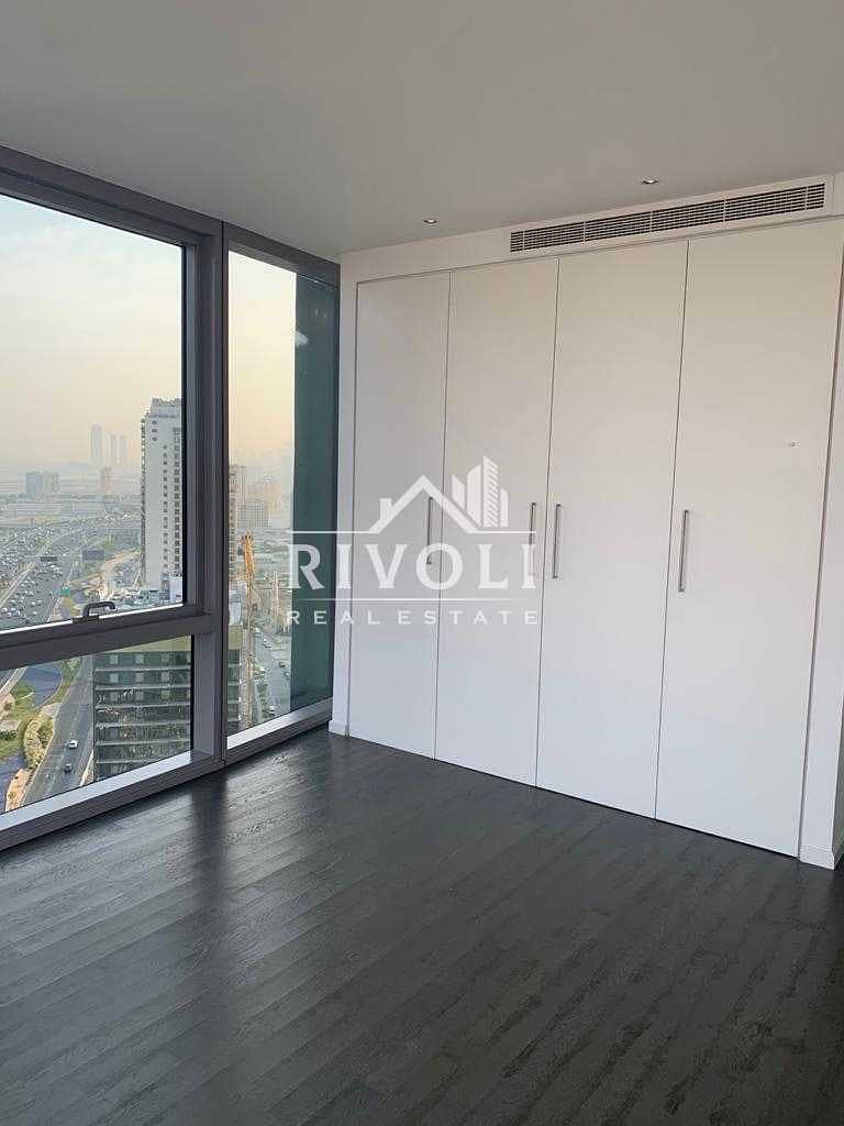 3 Amazing View 4BR Apartment for rent in D1 Tower