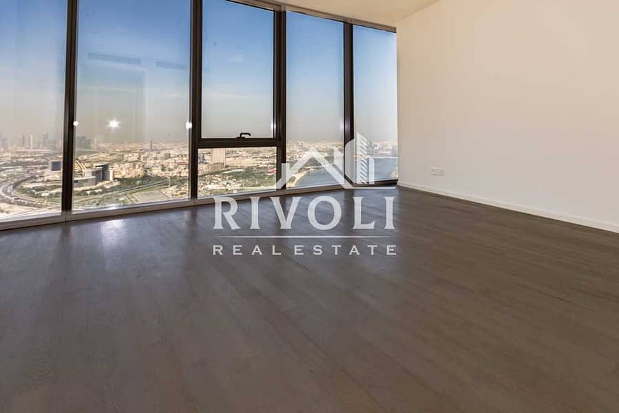 19 Amazing View 4BR Apartment in D1 Tower