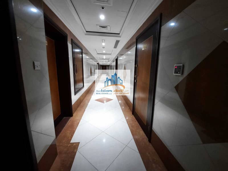 11 FULL OPEN VIEW 3 BHK FULLY FURNISHE WITH MAID ROOM BEAUTIFUL SPAIOUS