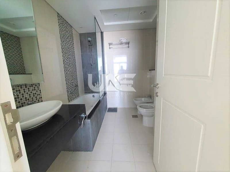 10 Burj Khalifa View  | Luxurious 1 Bedroom | AED 65k in 1 cheque