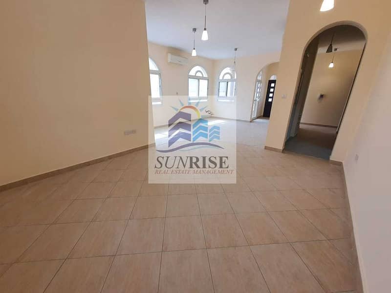 10 private entrance villa deluxe with yard 4 bdr and hall and majlis and yard