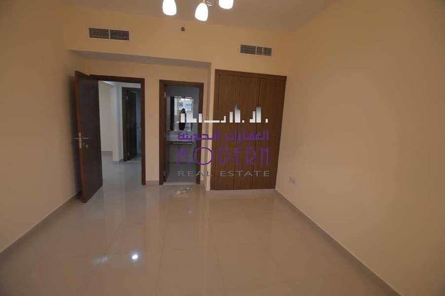 3 Spacious 1 bedroom apartment is available in DSO