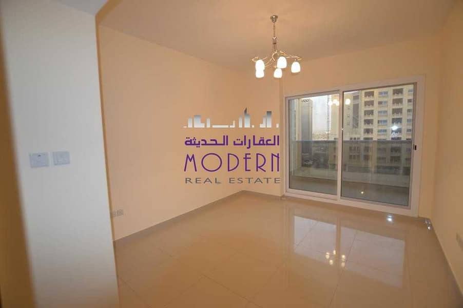 4 Spacious 1 bedroom apartment is available in DSO