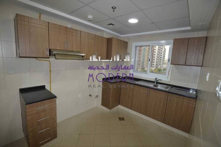 7 Spacious 1 bedroom apartment is available in DSO