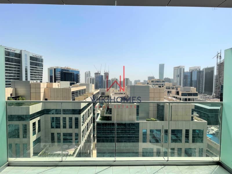 13 High Floor | 4 Cheques | With Balcony | 6 minutes to Dubai Mall