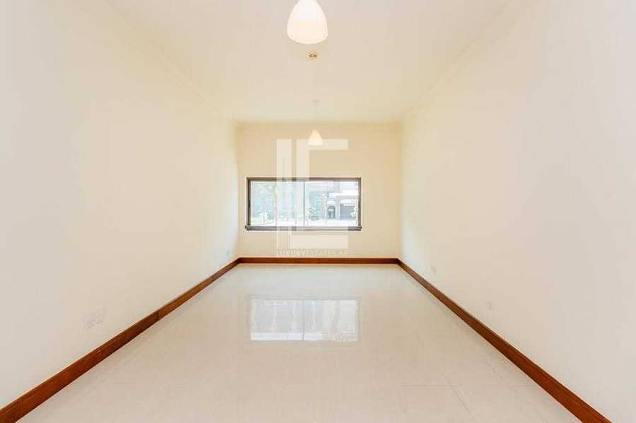3 Live in a Townhouse at Palm Jumeirah w/ Private Access