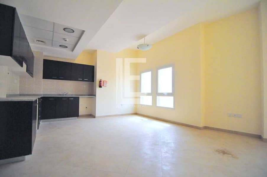 Spacious 1BHK | 6 Cheques | Must Rent