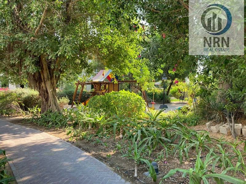 15 Beautiful 3 BR Villa | Private Garden| Shared Pool
