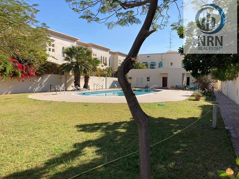 16 3BR Villa With Private Garden And Shared Facilities