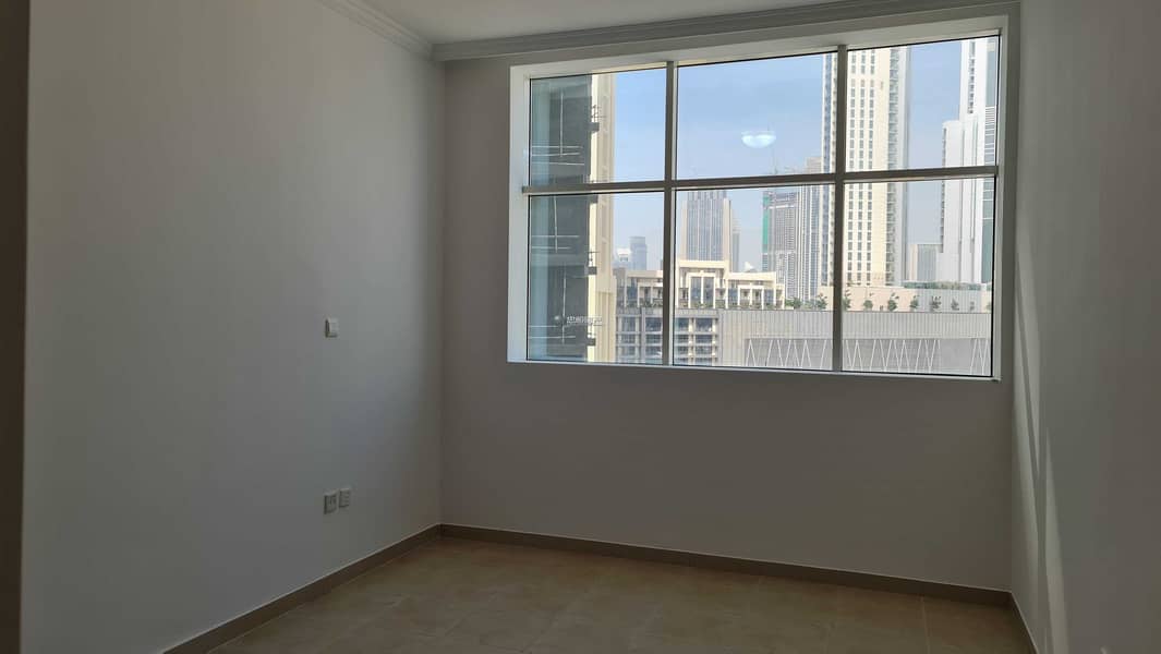 9 2 bedroom| Rented | Unfurnished |Corner Apartment