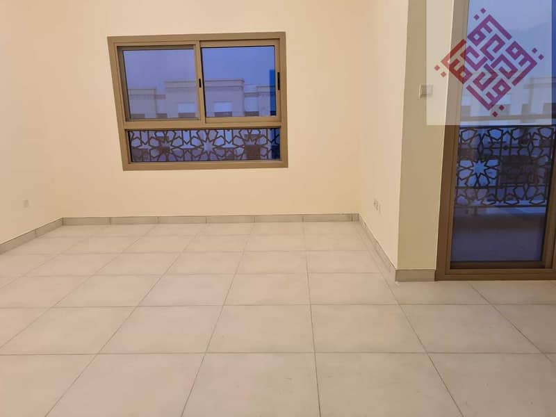 5 Spacious 5 Bedrooms Villa is available for sales in Sharjah garden city