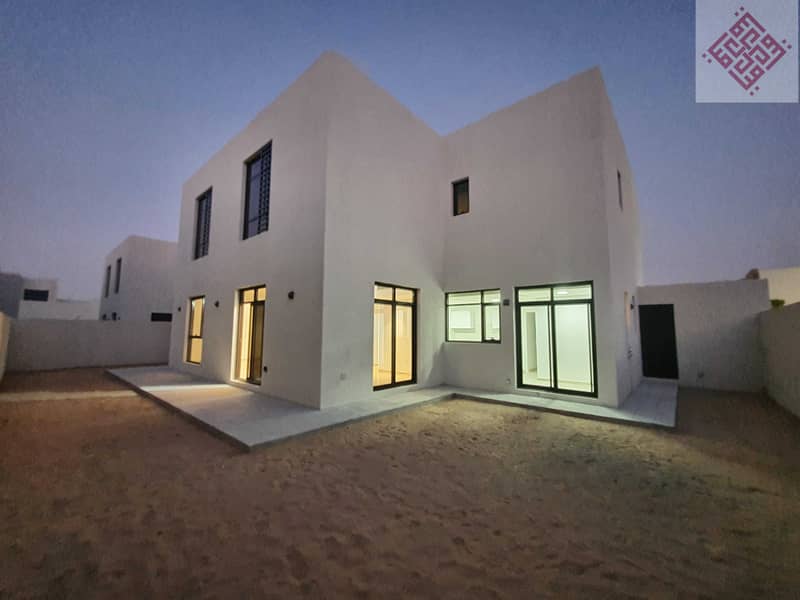 16 Brand New 5 Bedrooms luxurious  Signature Villa is available for sales in Nasma Residence