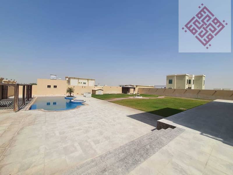 41 000 sqft Villa is available for sales in Rehmaniya  for 11