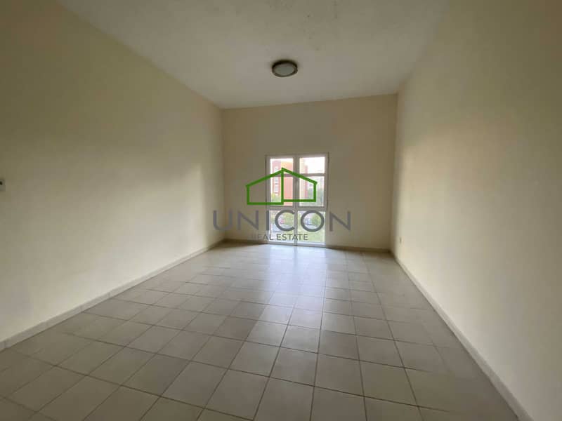 11 Distrees Deal | Covered parking | Arezzo