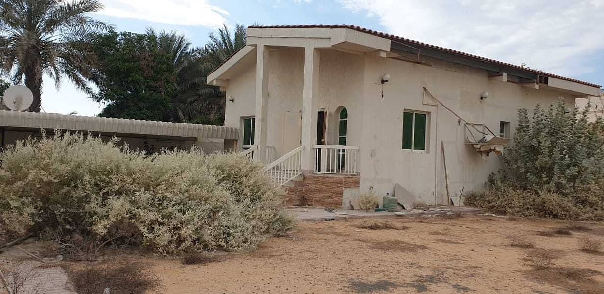 Classic Villa For Sale In Mizhar