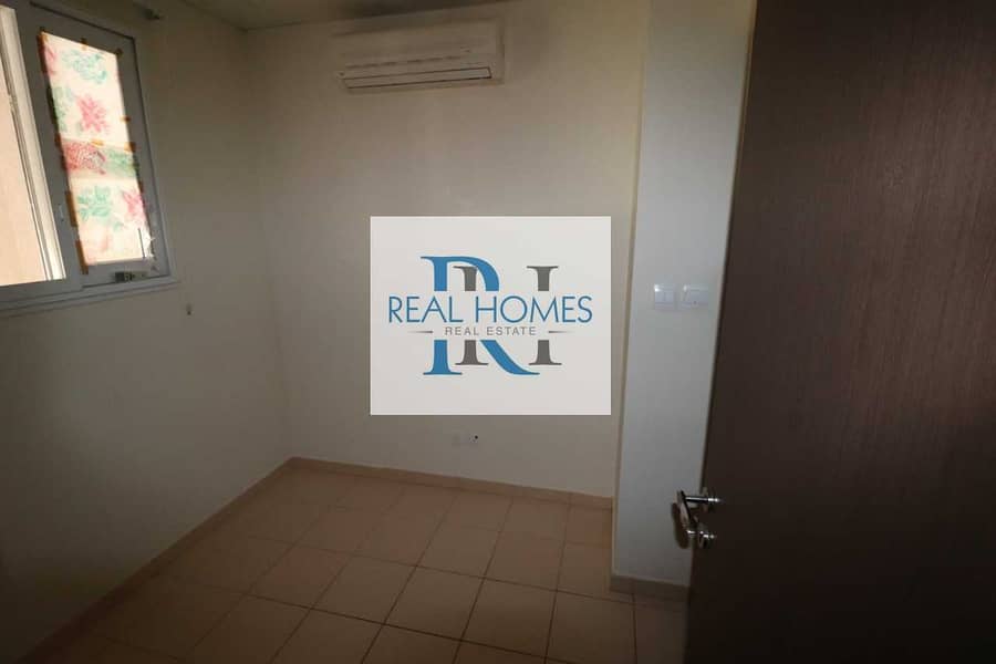 14 vacant || maid room || negotiable
