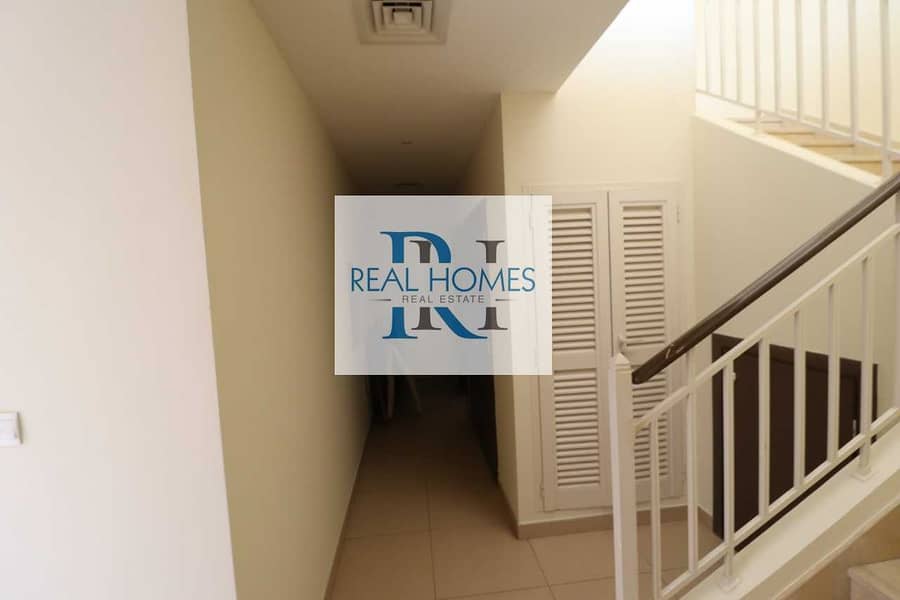 16 vacant || maid room || negotiable