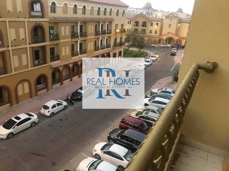 10 1 Bedroom with balcony! Spain Cluster! Ideal for Family