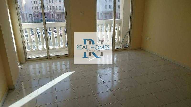 Specious 1 Bedroom with Balcony! Y Cluster