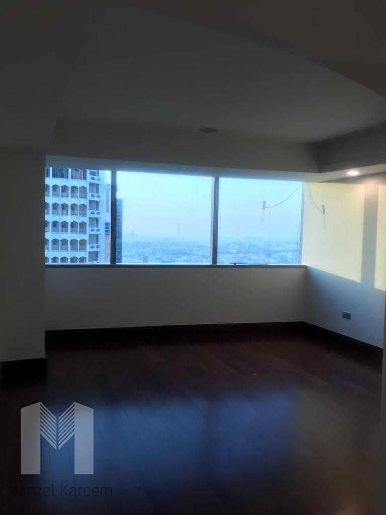 8 simplex apartment for sale in WTC Jumeirah living